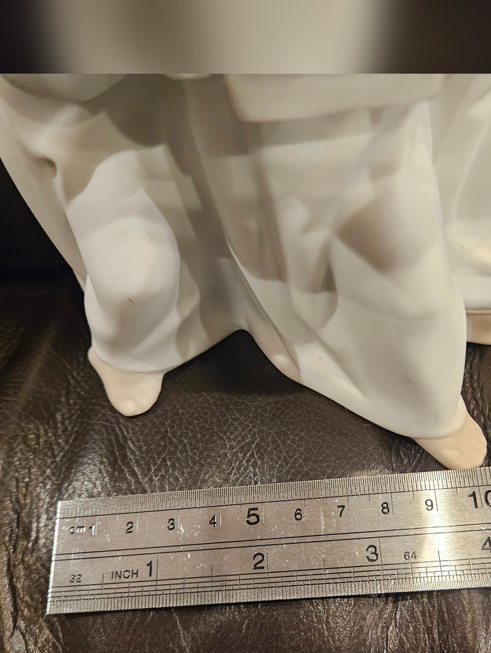 Lladro White Porcelain Figurine Of Singing Angels- Matte - Picture 6 of 6